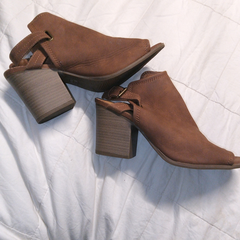 Brown Women's Block Heel Shoes